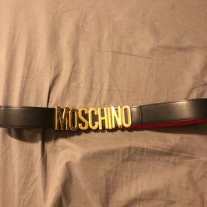 moschino belt